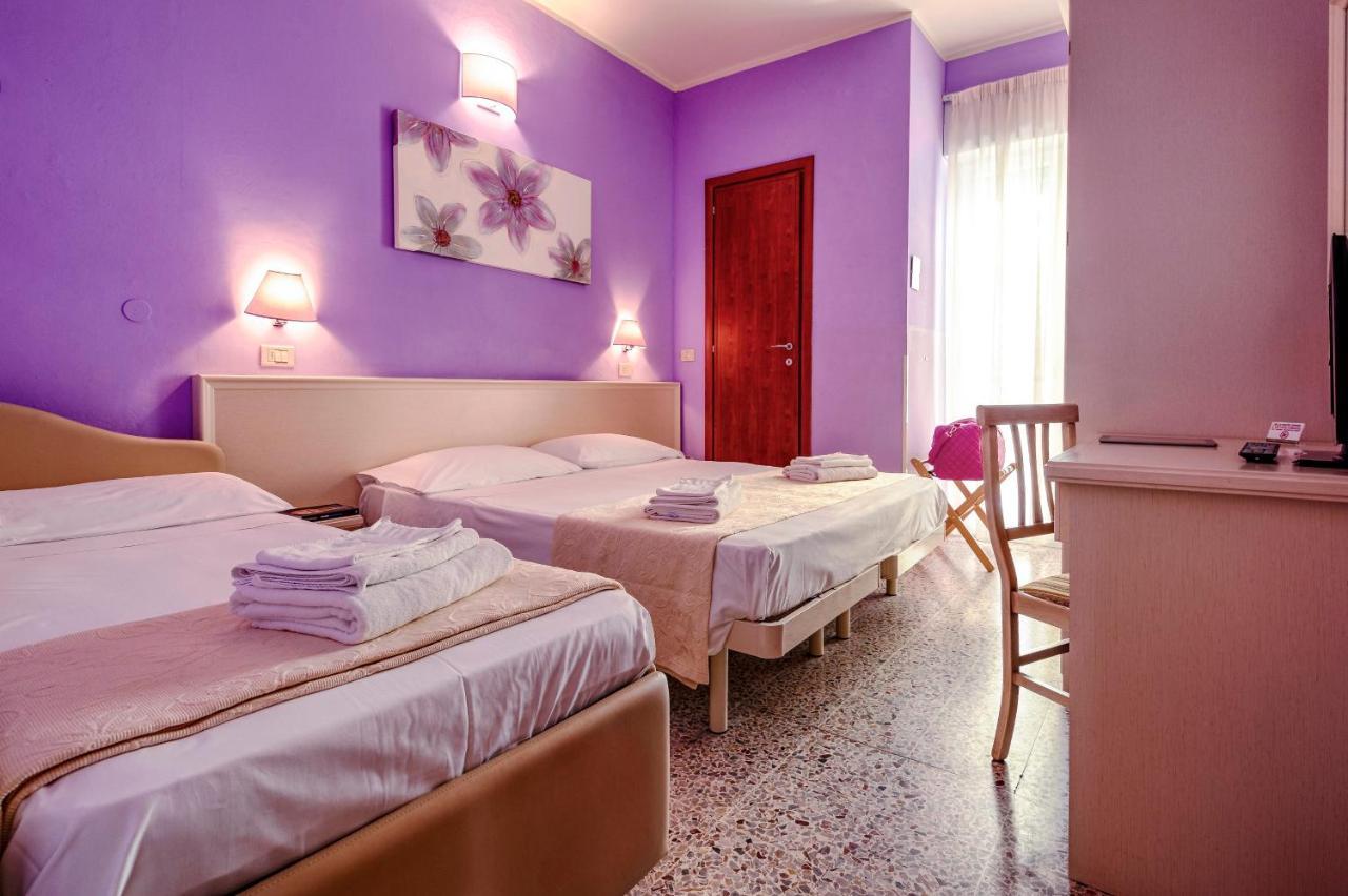 Hotel Plaza Gabicce Mare Eksteriør bilde