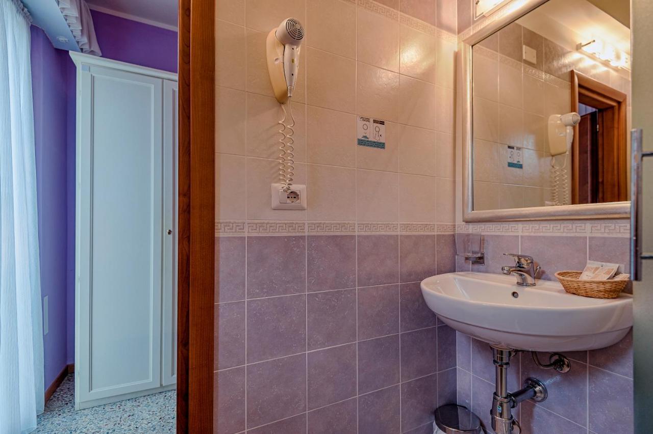 Hotel Plaza Gabicce Mare Eksteriør bilde