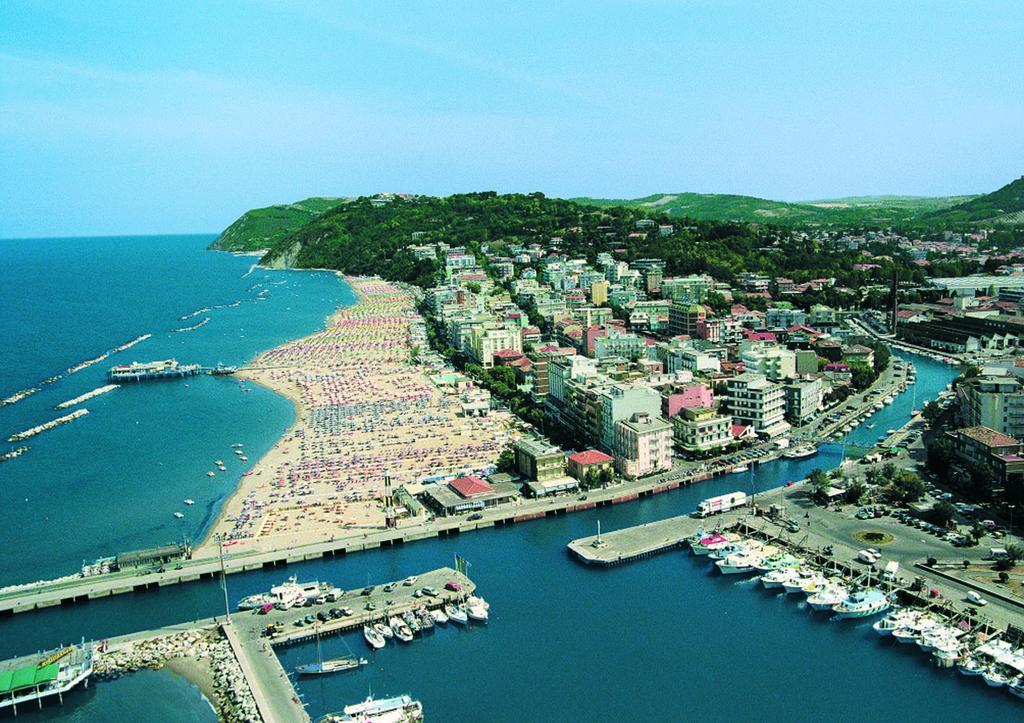 Hotel Plaza Gabicce Mare Eksteriør bilde